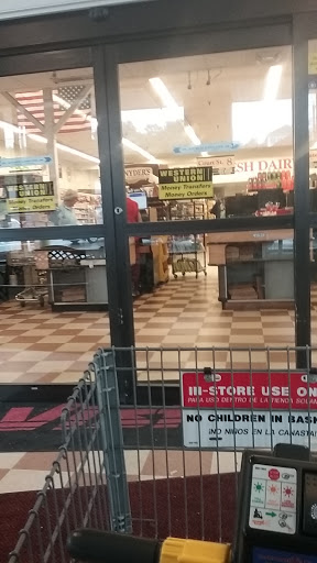 Supermarket «Vista Foods», reviews and photos, 376 S Main St, Laconia, NH 03246, USA