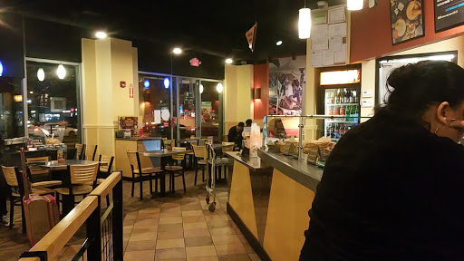 Mexican Restaurant «QDOBA Mexican Eats», reviews and photos, 523 Fellsway, Medford, MA 02155, USA