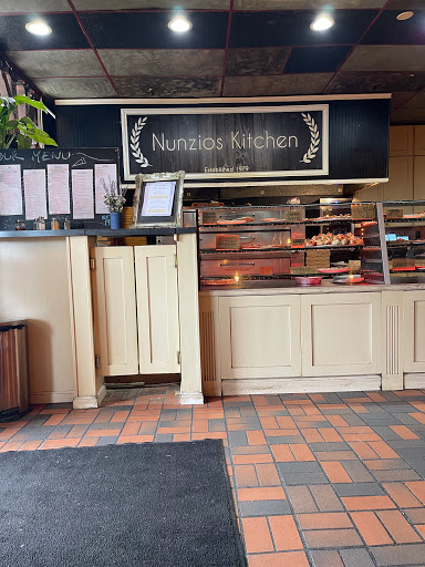 Italian Restaurant «Nunzios Kitchen», reviews and photos, 521 Raritan St, Sayreville, NJ 08872, USA