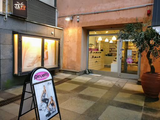 Stores to buy women's ballerinas Helsinki