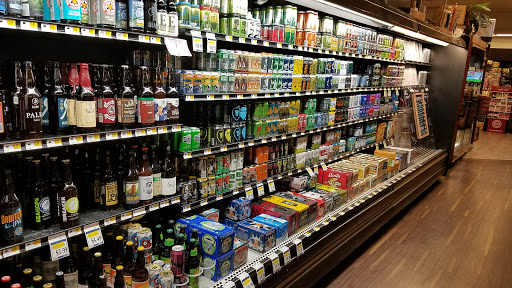 Grocery Store «Stadium Thriftway», reviews and photos, 618 N 1st St, Tacoma, WA 98403, USA