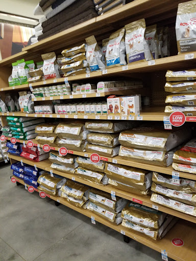 Pet Supply Store «Petco Animal Supplies», reviews and photos, 3551 W Hillsboro Blvd, Deerfield Beach, FL 33442, USA