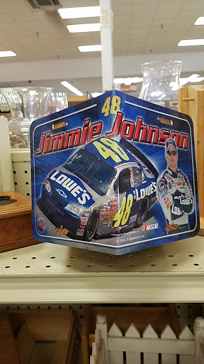 Thrift Store «Goodwill of North Georgia: Kennesaw Store and Donation Center», reviews and photos, 2500 Cobb Pkwy N, Kennesaw, GA 30152, USA