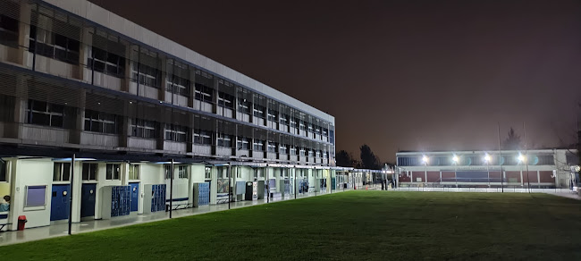 Lycée Antoine de Saint-exupéry - Escuela