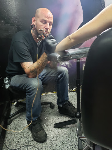 Tattoo and Piercing Shop «DarkSide Tattoo», reviews and photos, 168 S E St, San Bernardino, CA 92401, USA