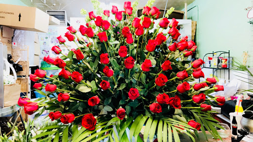 Florist «Illusion Florist & Events», reviews and photos, 12231 SE Stark St, Portland, OR 97233, USA