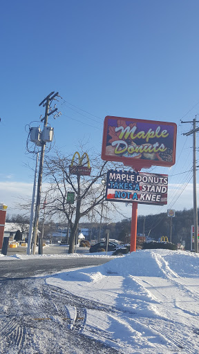Donut Shop «Maple Donuts», reviews and photos, 50 Robinhood Dr, Goldsboro, PA 17319, USA