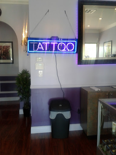 Explore dad and son tattoo ideas, creative tattoo ideas in Coral Springs, available at Salvation Tattoo Lounge Coral Springs
