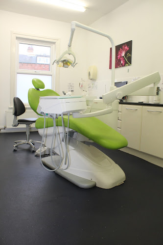 Reviews of Roundhay Road Dental Practice in Leeds - Dentist