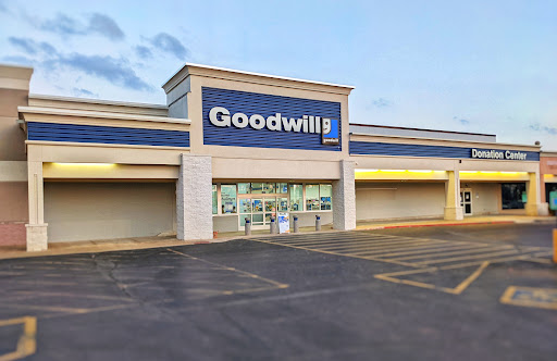 Thrift Store «Goodwill Store & Donation Center», reviews and photos