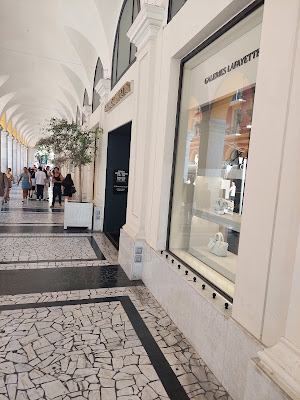 Saint Laurent Galeries Lafayette à Nice
