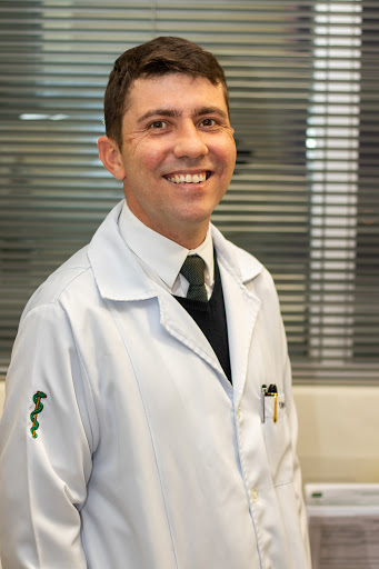 Dr. Diogo Parente Falcão, Cirurgião do aparelho digestivo
