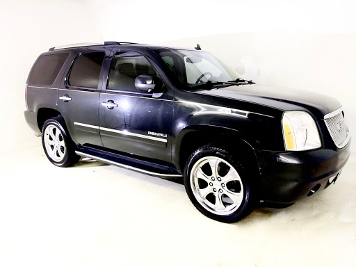 Used Car Dealer «Breckenridge Motor CO», reviews and photos, 9300 St Charles Rock Rd, Overland, MO 63114, USA