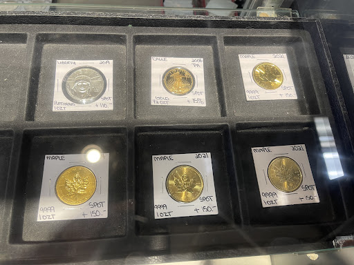 Coin Dealer «Kentuckiana Coin and Jewelry», reviews and photos, 1305 Veterans Pkwy Suite 600, Clarksville, IN 47129, USA