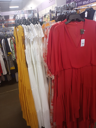 Clothing Store «K&G Fashion Superstore», reviews and photos, 3393 Steelyard Dr, Cleveland, OH 44109, USA