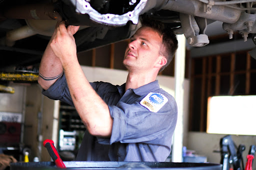 Auto Repair Shop «Top Flite Automotive», reviews and photos, 490 Pacific Hwy W, Junction City, OR 97448, USA