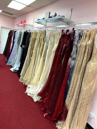 Boutique «Très Chic Boutique», reviews and photos, 2235 95th St, Chicago, IL 60643, USA