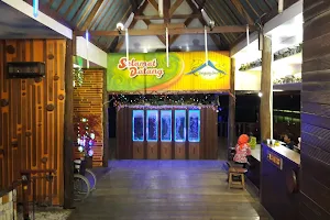 Restoran Tanjung Laut image