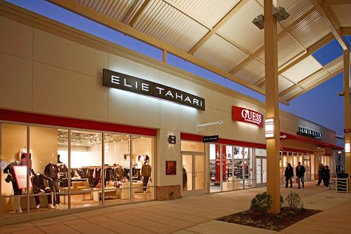 Shopping Mall «Jersey Shore Premium Outlets», reviews and photos, 1 Premium Outlet Blvd, Tinton Falls, NJ 07753, USA