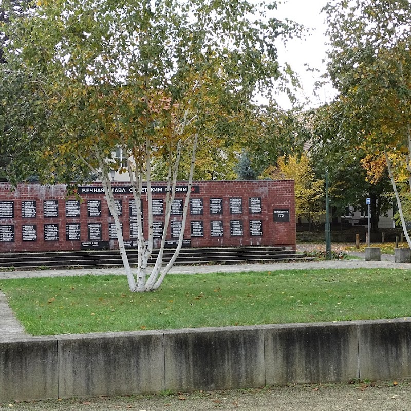 Sowjetisches Ehrenmal in Zeuthen