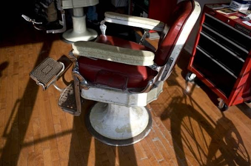 Barber Shop «The Belmont Barbershop Ltd», reviews and photos, 2328 W Belmont Ave, Chicago, IL 60618, USA