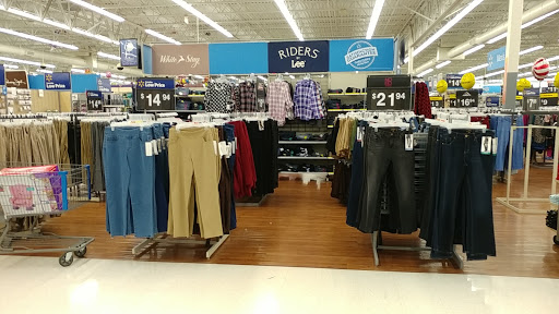 Department Store «Walmart Supercenter», reviews and photos, 23500 NE Sandy Blvd, Wood Village, OR 97060, USA