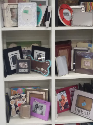 Thrift Store «Graceful Buys», reviews and photos, 418 E Northwest Hwy, Grapevine, TX 76051, USA