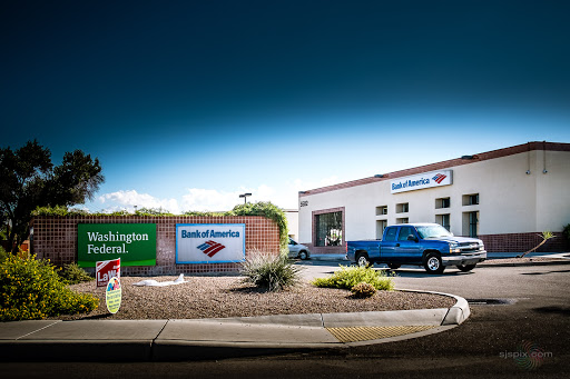 Bank of America (with Drive-thru ATM)