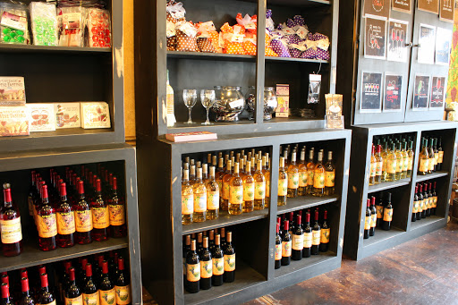 Winery «Hidden Lakes Winery», reviews and photos, 650 Winchester Pike, Canal Winchester, OH 43110, USA