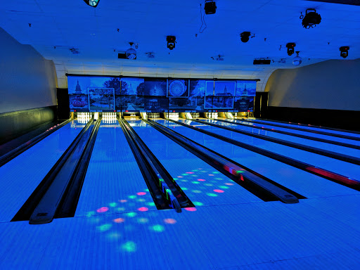 Bowling Alley «Spare Time Entertainment Center», reviews and photos, 3101 E Grand River Ave, Lansing, MI 48912, USA