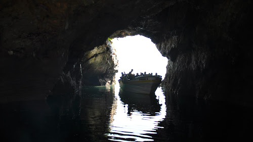 Agence de croisières Vedettes Sirènes - Grottes marines de Morgat Crozon