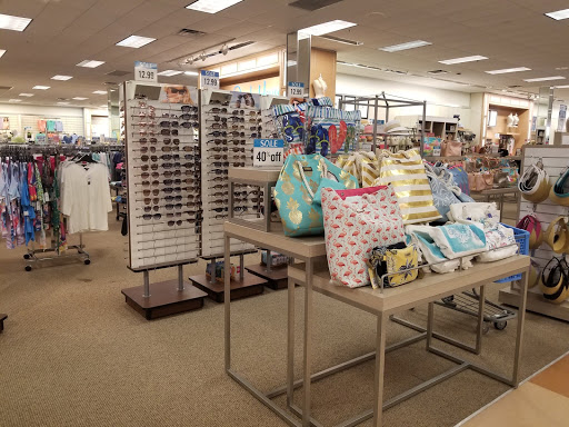 Department Store «Bealls Store», reviews and photos, 3565 Lakeland Highlands Rd, Lakeland, FL 33803, USA