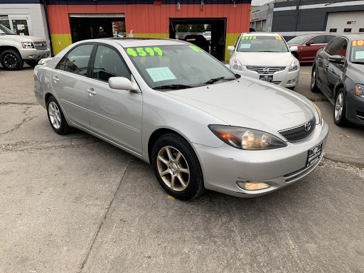 Used Car Dealer «DIAMOND AUTO SALES AND SERVICES 2016», reviews and photos, 1801 W Forest Home Ave, Milwaukee, WI 53204, USA