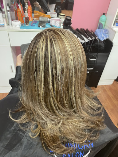 Hair Salon «Latin American Beauty Salon», reviews and photos, 110 Reisterstown Rd, Pikesville, MD 21208, USA