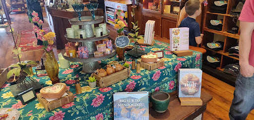 Gift Shop «Phoenix Shop», reviews and photos, 48510 CA-1, Big Sur, CA 93920, USA