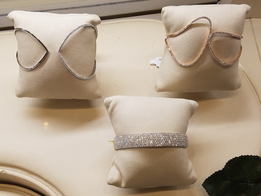Jeweler «Marlen Jewelers», reviews and photos, 19525 Detroit Ave, Rocky River, OH 44116, USA