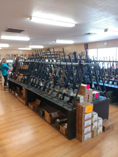 Gun Shop «Bank Street Guns», reviews and photos, 4395 N Bank St, Kingman, AZ 86409, USA