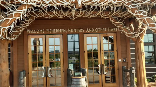 Sporting Goods Store «Bass Pro Shops», reviews and photos, 1000 Bass Pro Dr NW, Altoona, IA 50009, USA