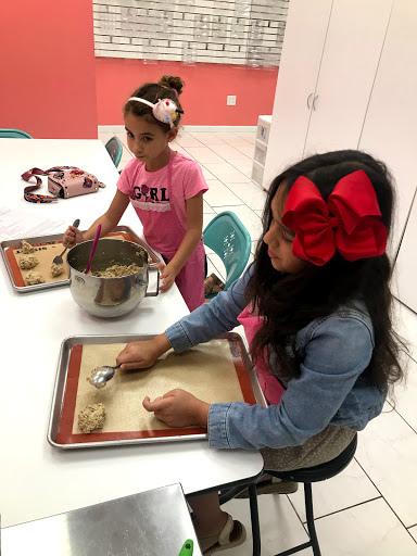 Baking Supply Store «Miles Cake & Candy Supplies», reviews and photos, 8801 SW 132nd St, Miami, FL 33176, USA