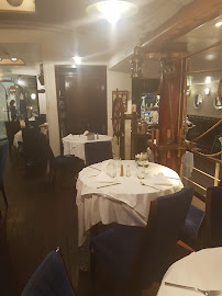 Atmosphère du Restaurant de fruits de mer L'Oursin à Antibes - n°14