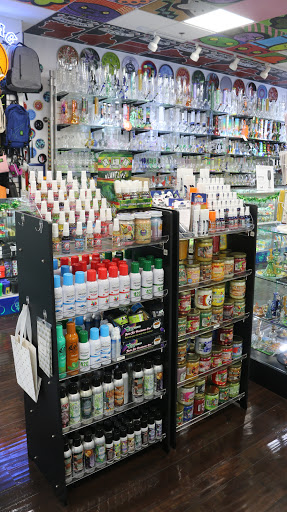 Tobacco Shop «Orlando Smoke Shop Dr Phillips area», reviews and photos, 7858 Turkey Lake Rd #112a, Orlando, FL 32819, USA