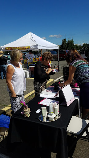 Shopping Mall «Perry Avenue Mall», reviews and photos, 2901 Perry Ave NE # 11, Bremerton, WA 98310, USA