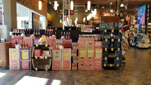 Wine Store «Total Wine & More», reviews and photos, 7925 N Blackstone Ave, Fresno, CA 93720, USA