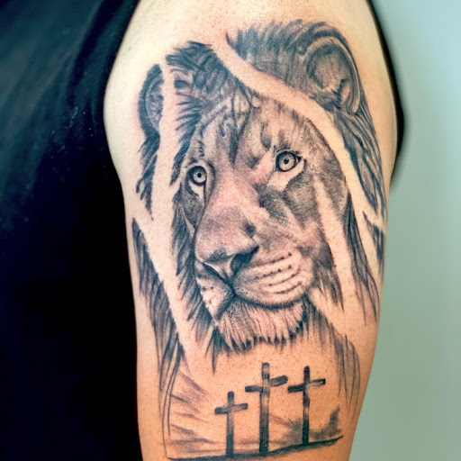Explore multiple name tattoo ideas, creative tattoo ideas in Sweetwater, available at Pinnacle Tattoo Studio