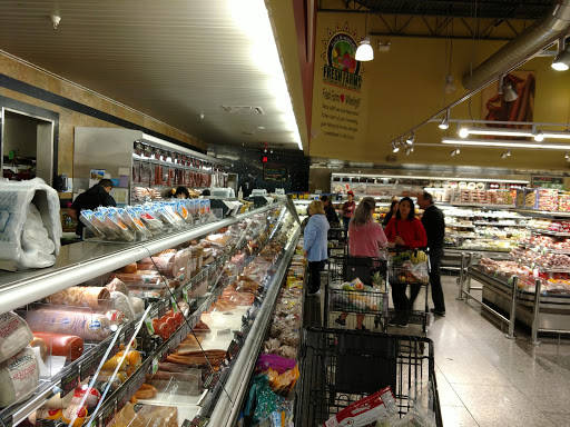 Grocery Store «Fresh Farms», reviews and photos, 20 S Milwaukee Ave, Wheeling, IL 60090, USA