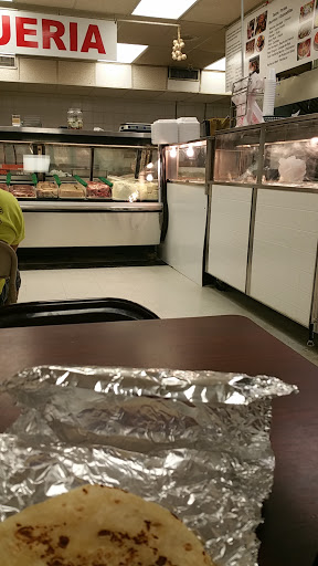 Grocery Store «La Tienda Hispana», reviews and photos, 214 S Maple St, Lebanon, TN 37087, USA