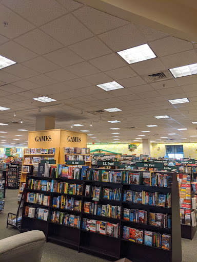 Book Store «Barnes & Noble», reviews and photos, 800 Settlers Ridge Center Dr, Pittsburgh, PA 15205, USA