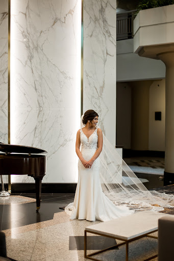 Bridal Shop «Bella Bridal Gallery», reviews and photos, 4301 Orchard Lake Rd Suite 190, West Bloomfield Township, MI 48323, USA