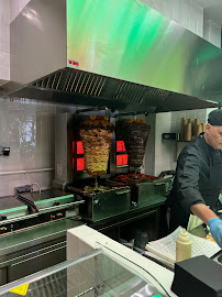 Atmosphère du Restaurant libanais Qasti Shawarma & Grill à Paris - n°9