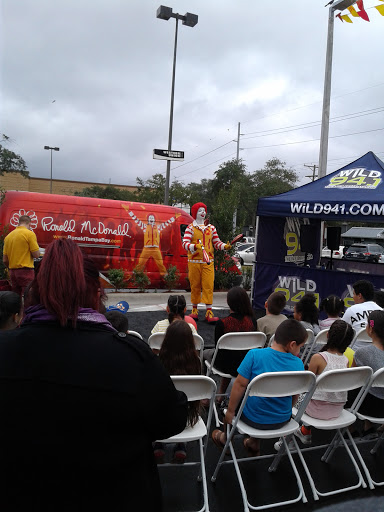 Supermarket «Quadro Supermarket», reviews and photos, 8401 N Armenia Ave, Tampa, FL 33604, USA